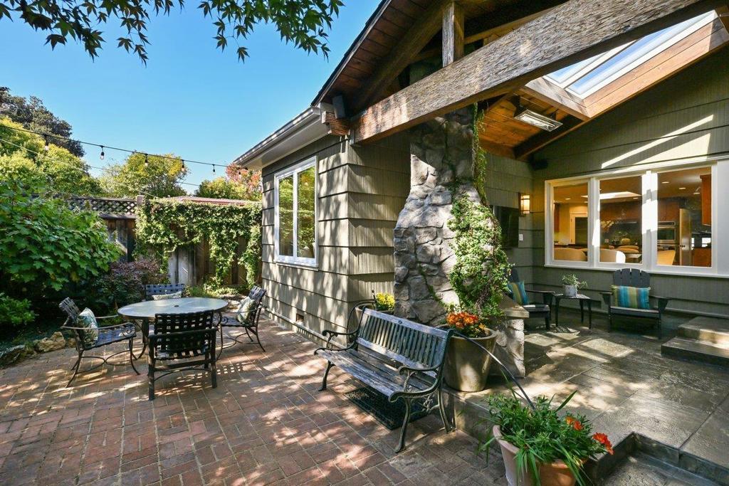 151 Louise Lane, San Mateo, CA 94403