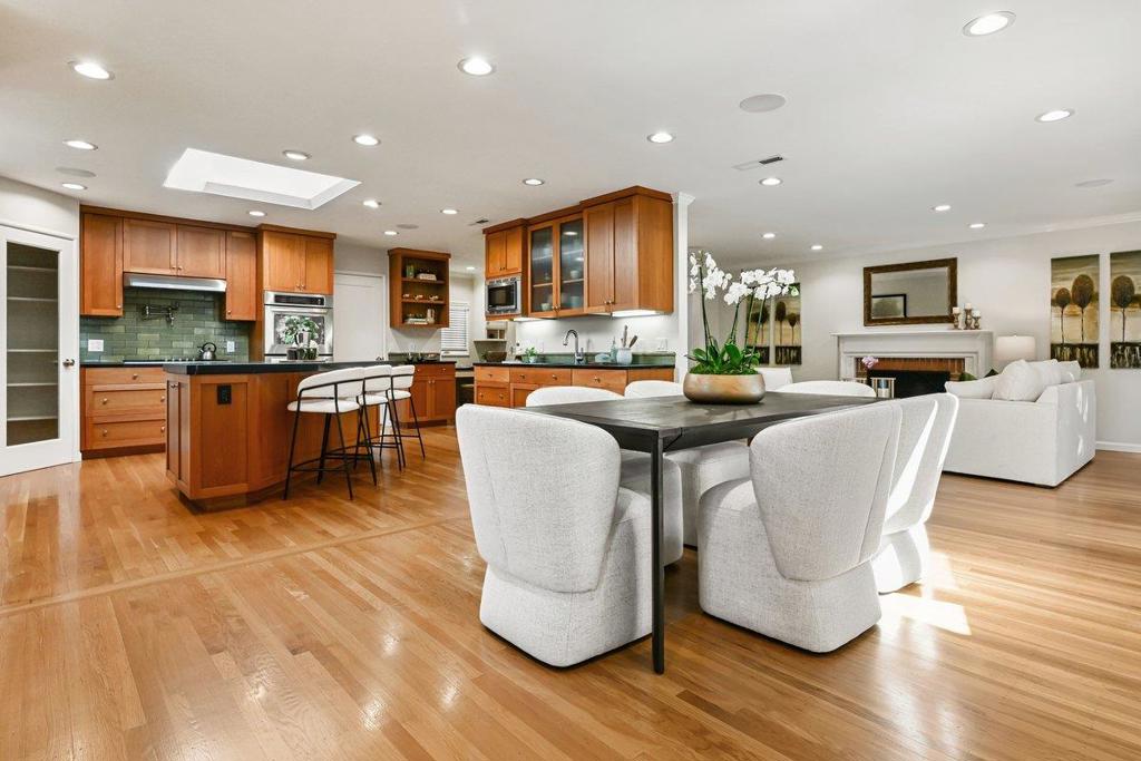 151 Louise Lane, San Mateo, CA 94403