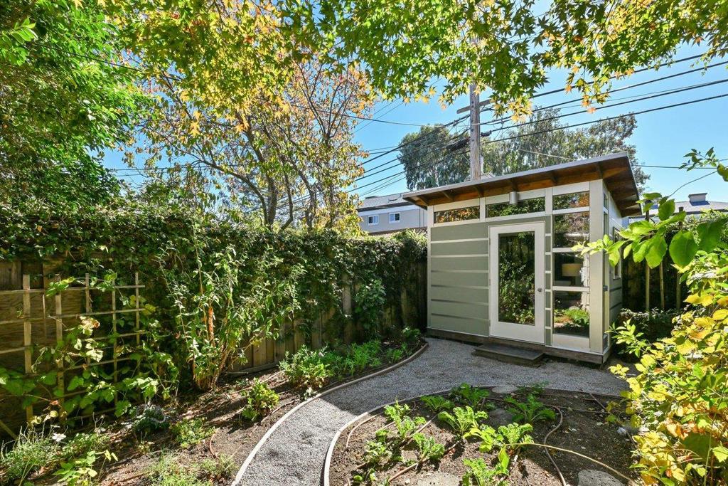 151 Louise Lane, San Mateo, CA 94403