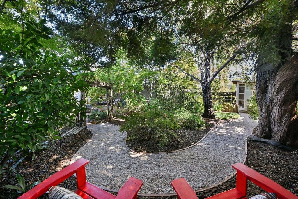 151 Louise Lane, San Mateo, CA 94403