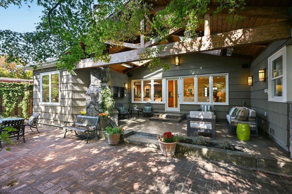 151 Louise Lane, San Mateo, CA 94403