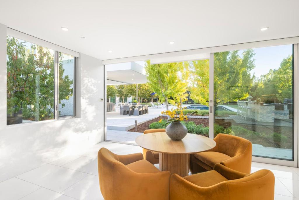 276 Atherton Avenue, Atherton, CA 94027