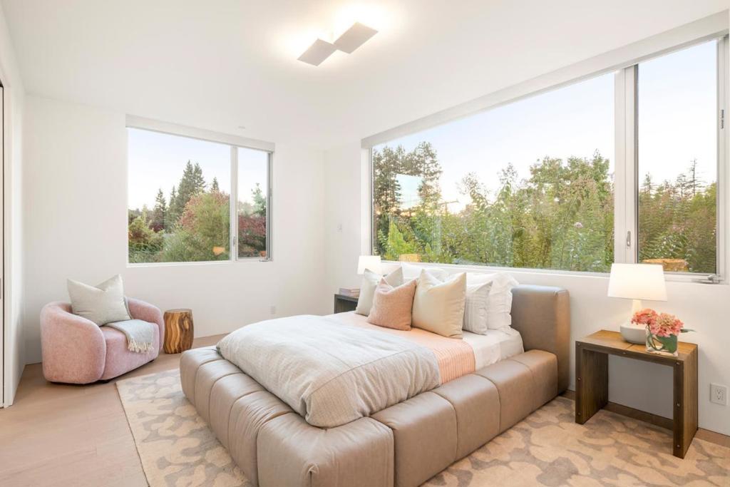 276 Atherton Avenue, Atherton, CA 94027