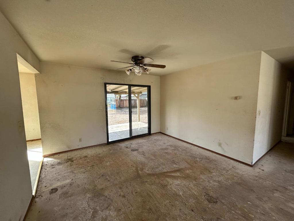 921 Nash Road, Hollister, CA 95023