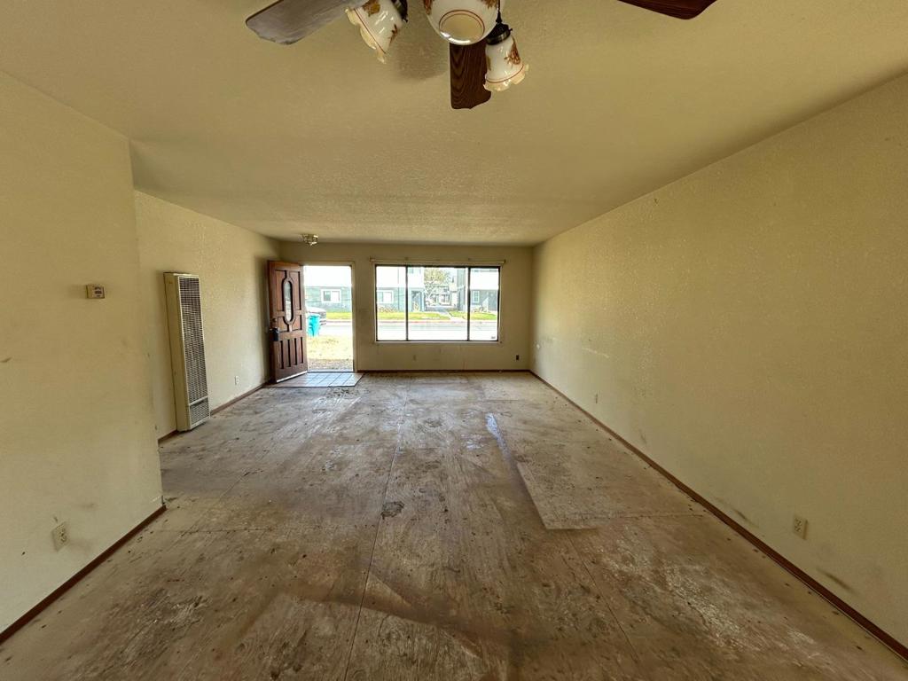 921 Nash Road, Hollister, CA 95023