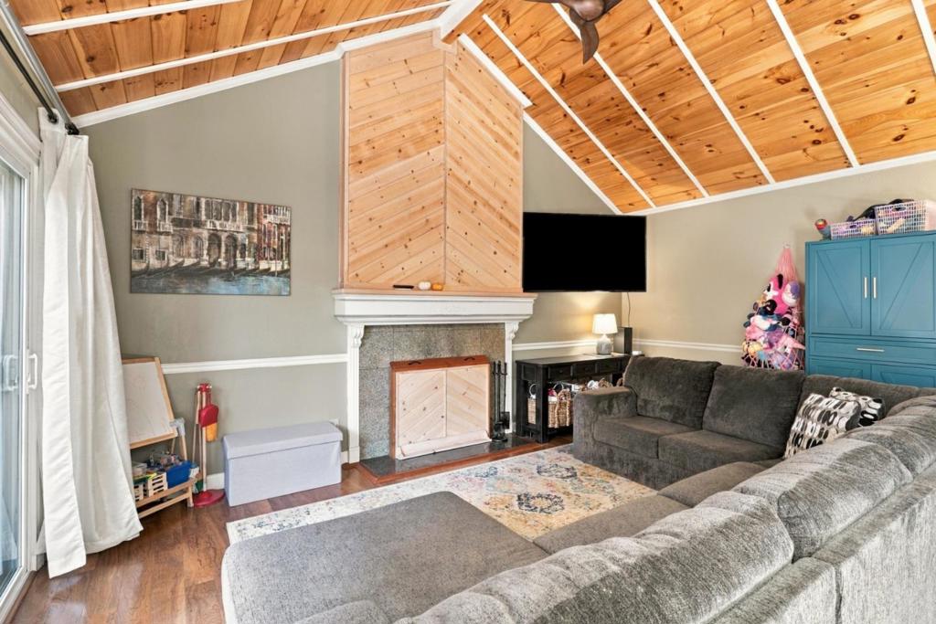 104 Morrow Court, San Jose, CA 95139