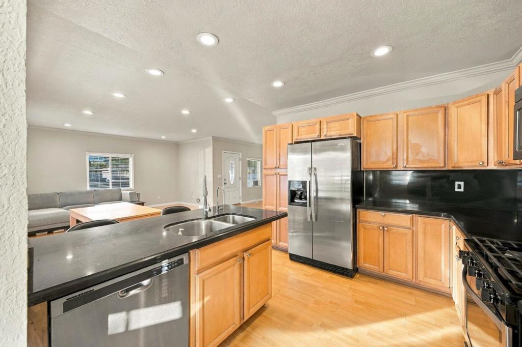 1080 S 8th Street, San Jose, CA 95112