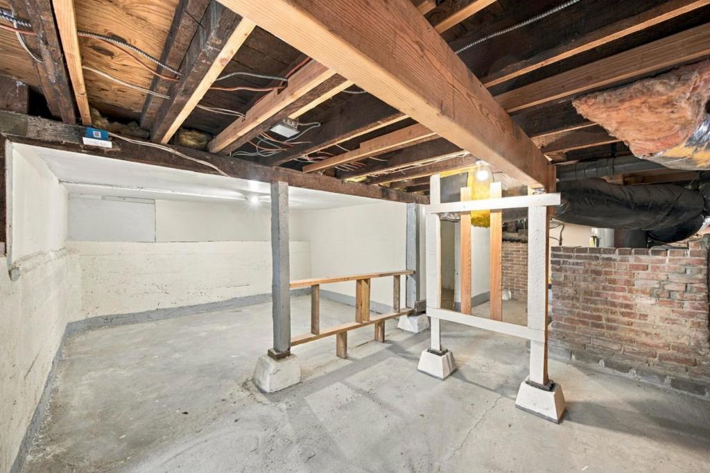 1080 S 8th Street, San Jose, CA 95112