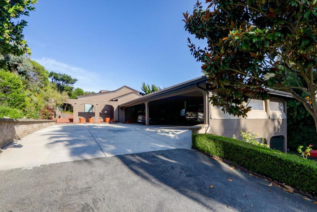 280 Round Hill Road, Tiburon, CA 94920