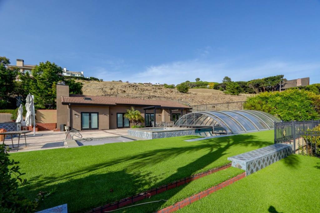 280 Round Hill Road, Tiburon, CA 94920