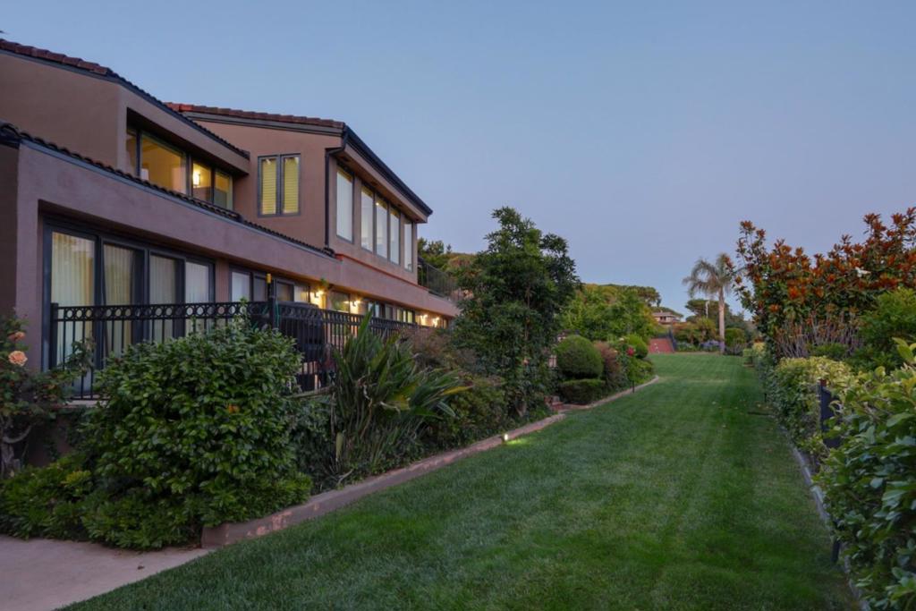 280 Round Hill Road, Tiburon, CA 94920