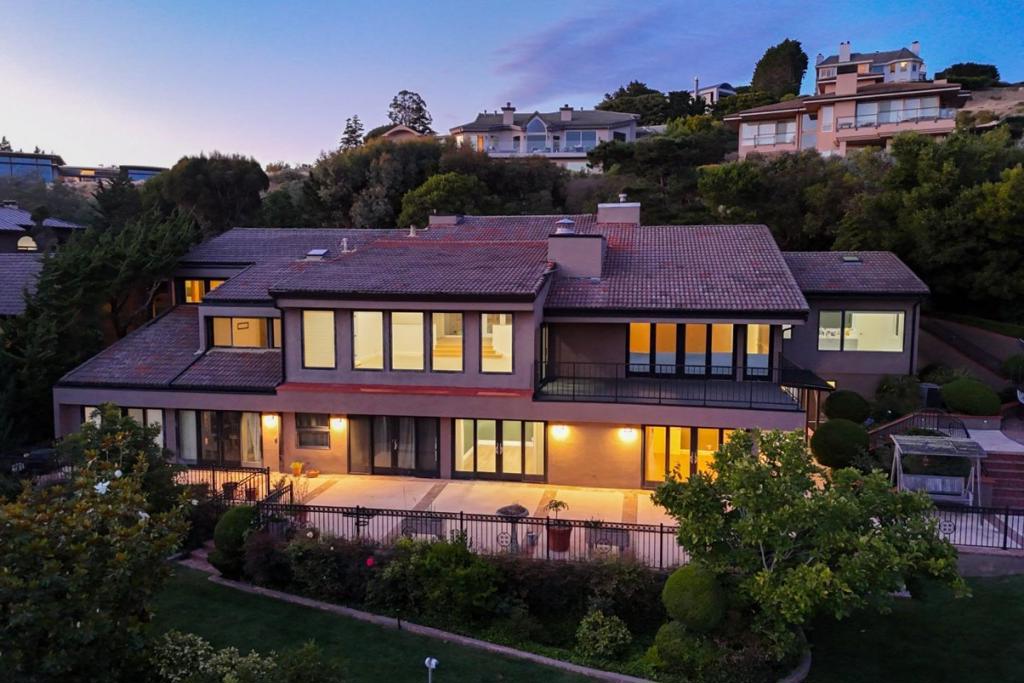 280 Round Hill Road, Tiburon, CA 94920