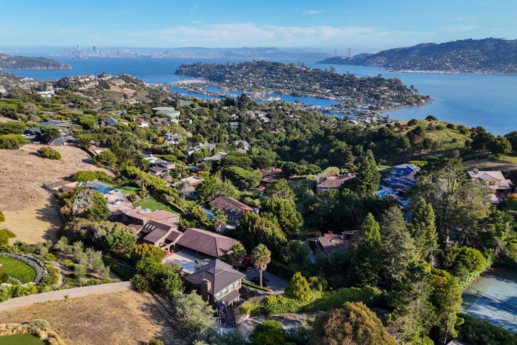 280 Round Hill Road, Tiburon, CA 94920