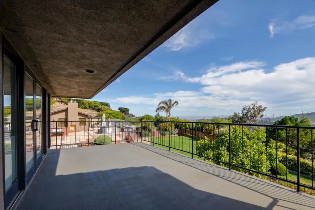 280 Round Hill Road, Tiburon, CA 94920