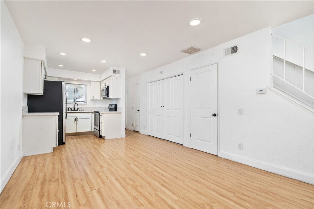 19875 Kingswood, Huntington Beach, CA 92646