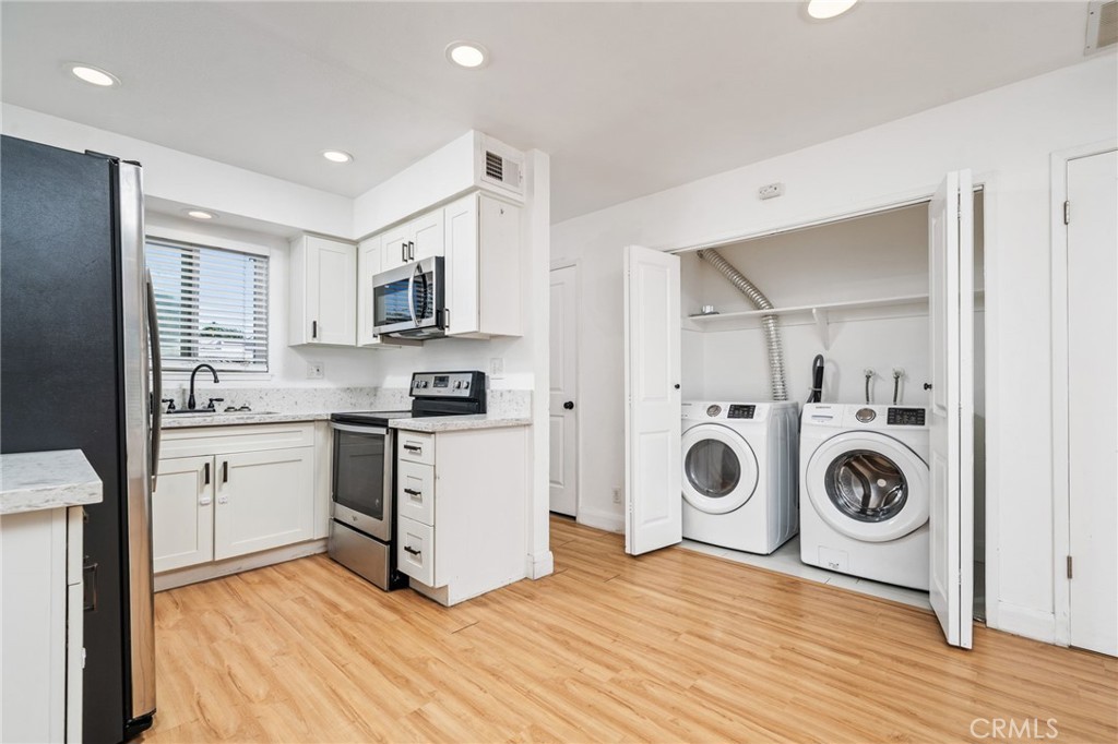 19875 Kingswood, Huntington Beach, CA 92646