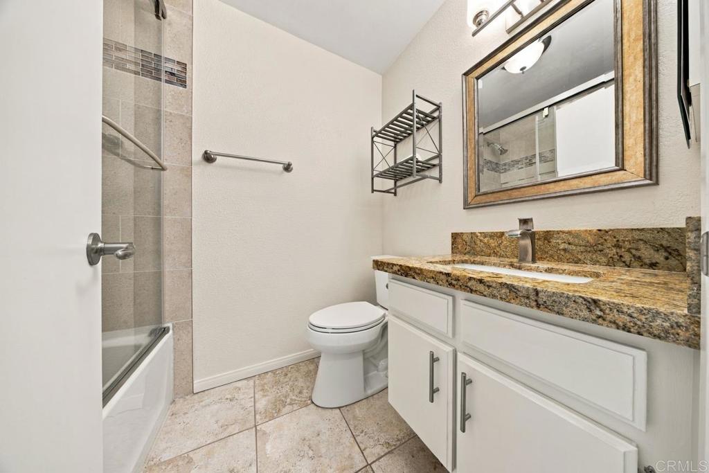 9709 Mesa Springs Way, #211, San Diego, CA 92126
