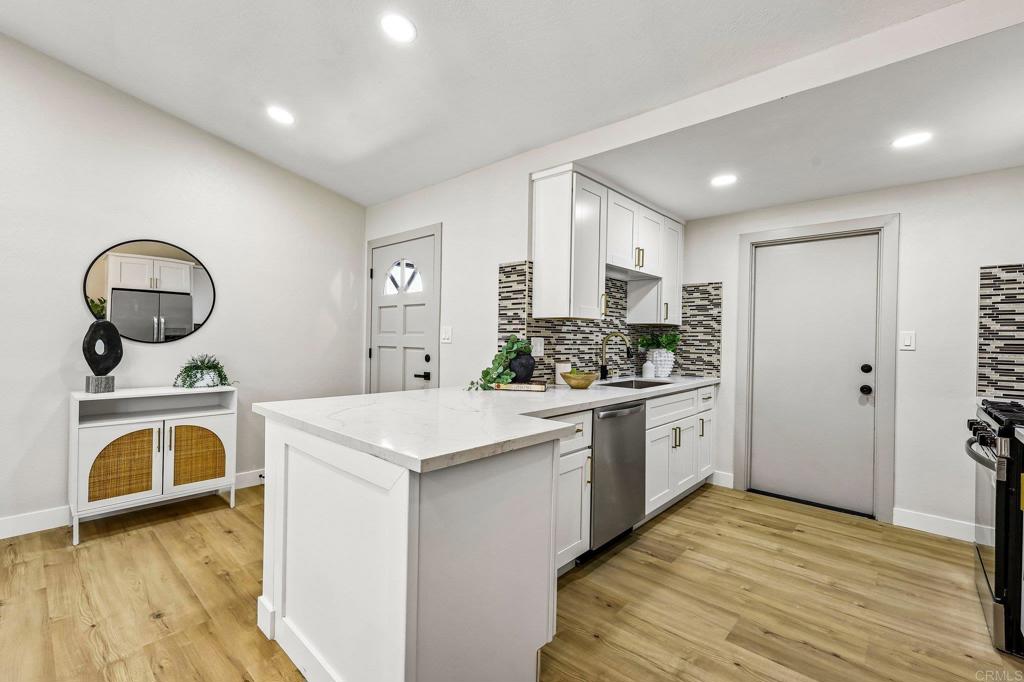 4121 Mount Hukee, San Diego, CA 92117