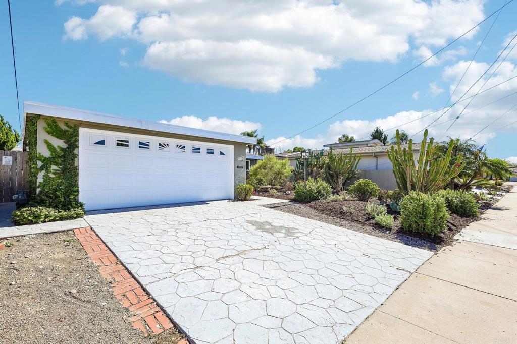 4121 Mount Hukee, San Diego, CA 92117
