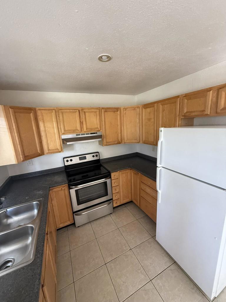 4120 Estrella Ave, #1, San Diego, CA 92105