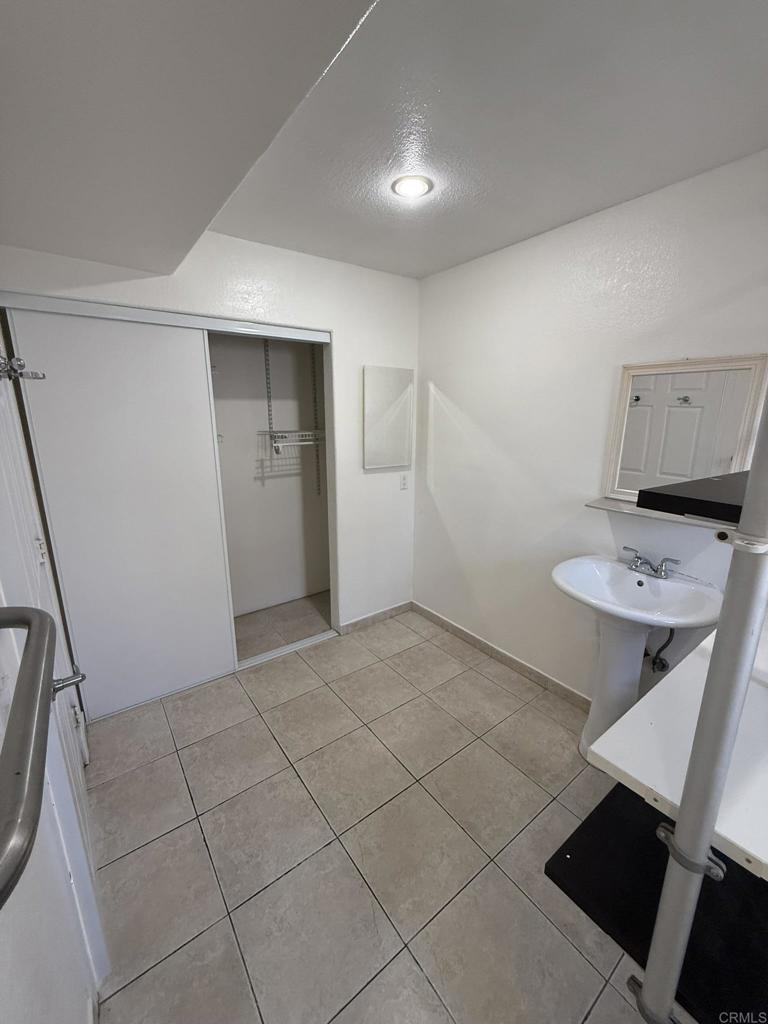 4120 Estrella Ave, #1, San Diego, CA 92105