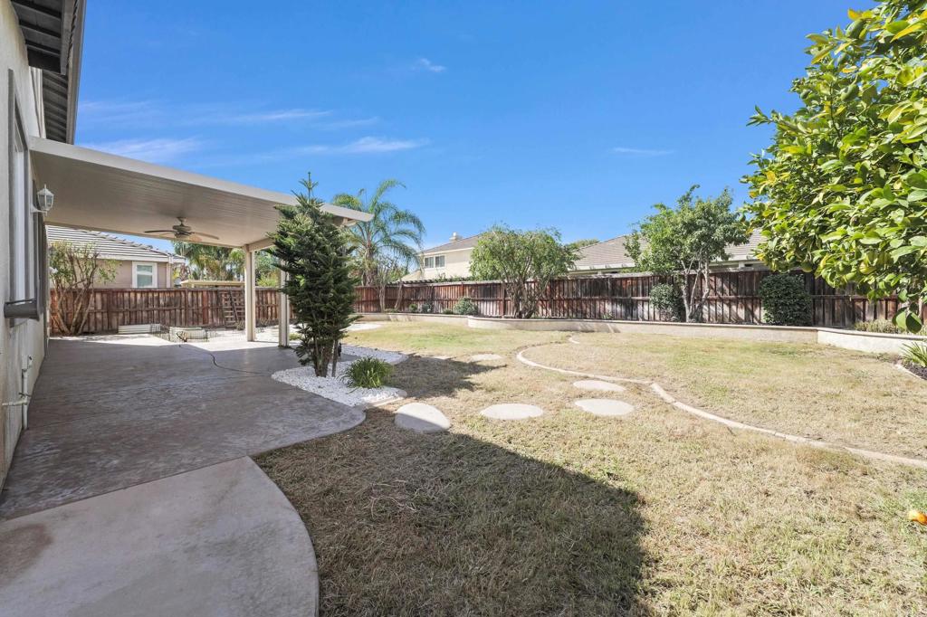 27973 Breakwater Ct., Menifee, CA 92585