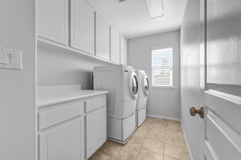 27973 Breakwater Ct., Menifee, CA 92585