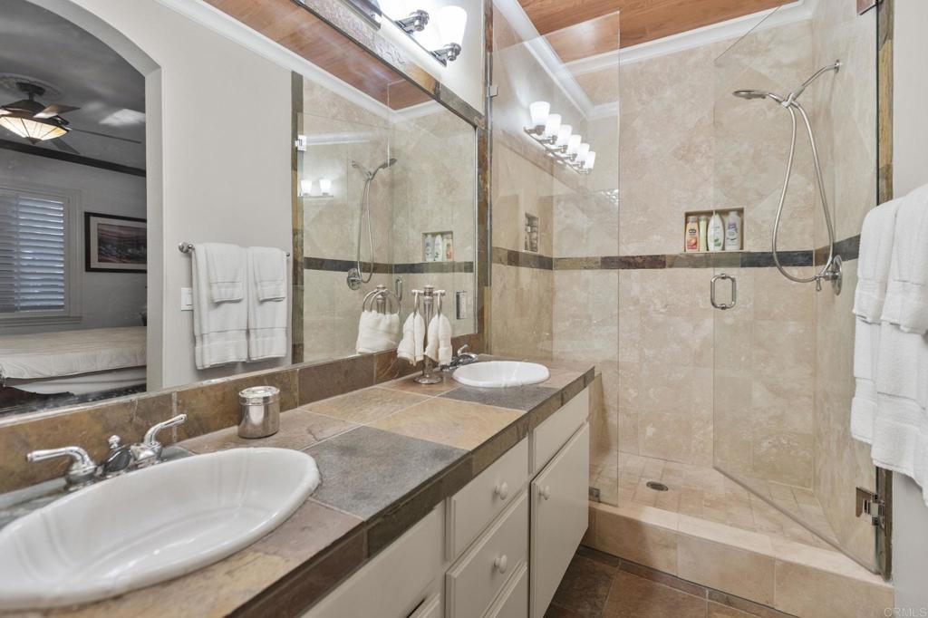 3 DARLINGTON, Irvine, CA 92620