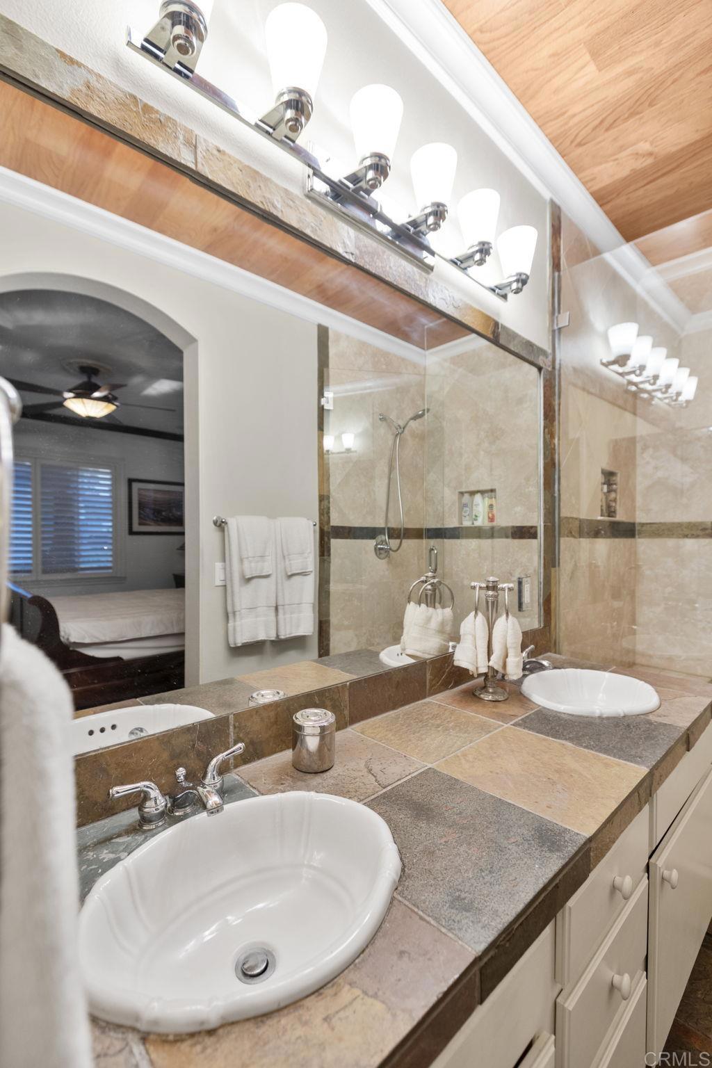3 DARLINGTON, Irvine, CA 92620