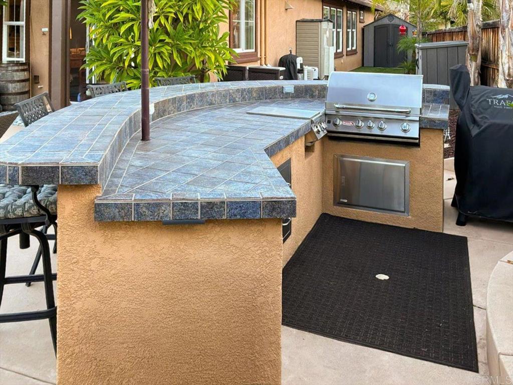 571 Chandler Court, Escondido, CA 92027