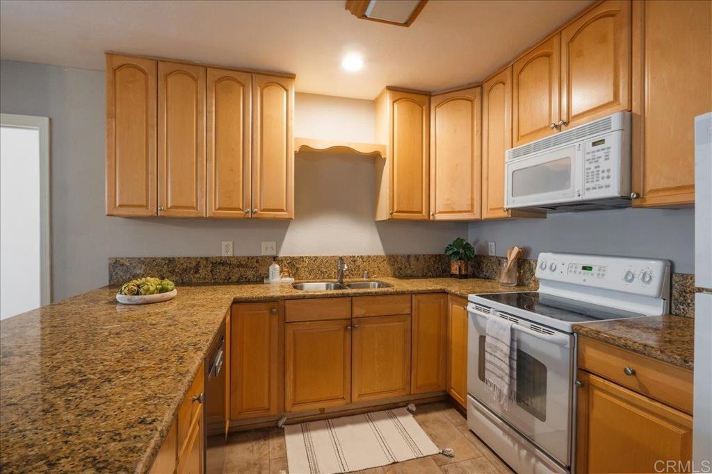 425 Autumn Drive, San Marcos, CA 92069