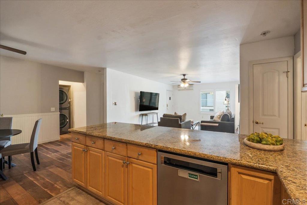425 Autumn Drive, San Marcos, CA 92069