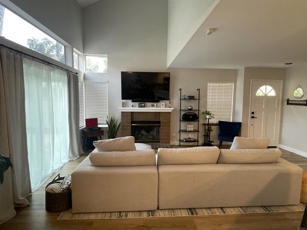 5033 Camino Playa Acapulco, San Diego, CA 92124