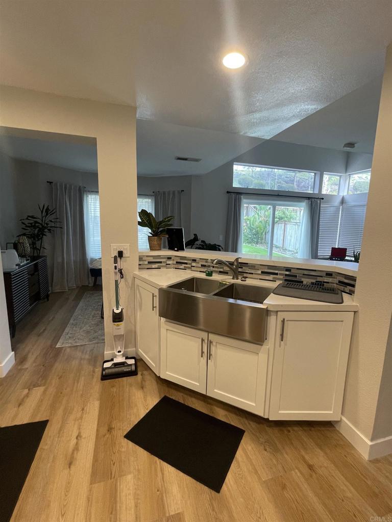 5033 Camino Playa Acapulco, San Diego, CA 92124