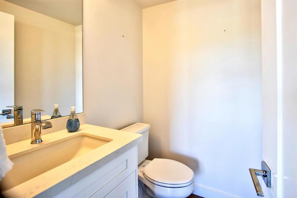 1905 S Myers Street, Oceanside, CA 92054