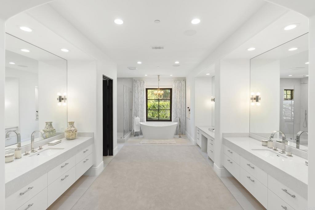 6749 Calle Ponte Bella, Rancho Santa Fe, CA 92091