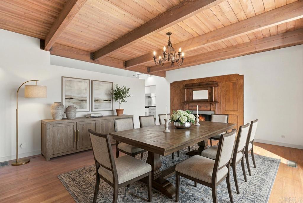 Virtually Staged Dining Room