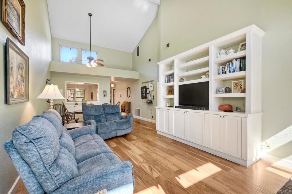 8691 Circle R Course Lane, Escondido, CA 92026