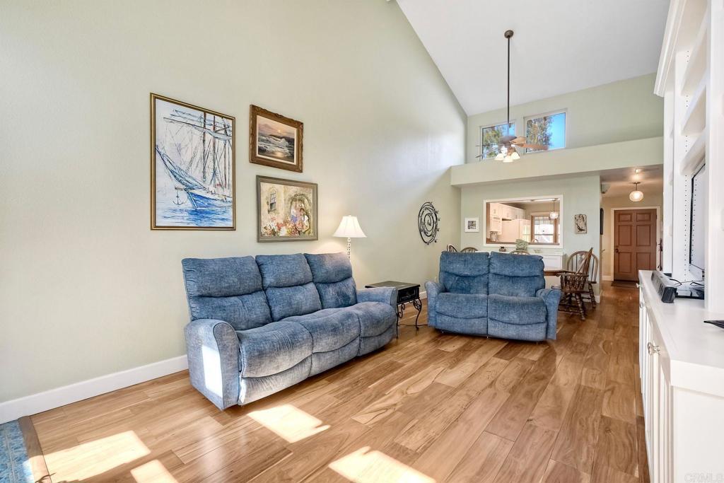 8691 Circle R Course Lane, Escondido, CA 92026