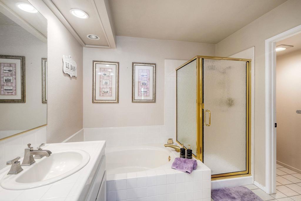 8559 Circle R Valley Lane, Escondido, CA 92026