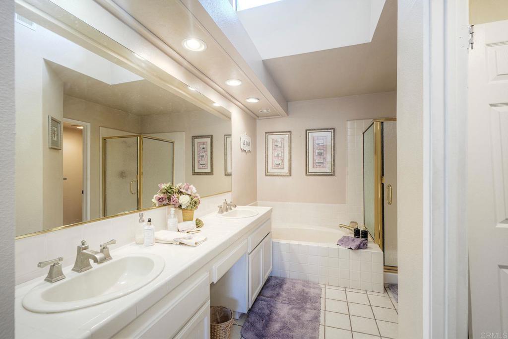 8559 Circle R Valley Lane, Escondido, CA 92026