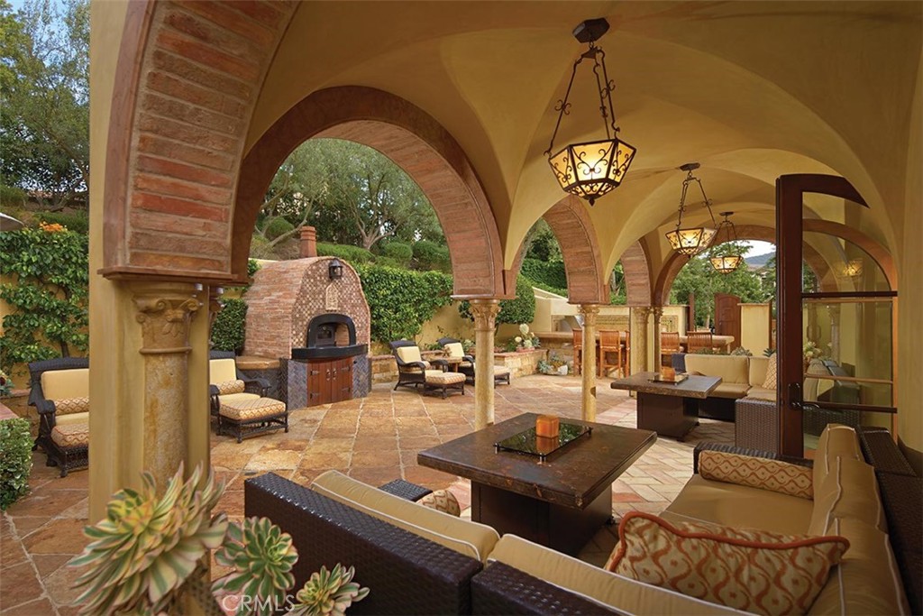 44 Copper Creek, Irvine, CA 92603