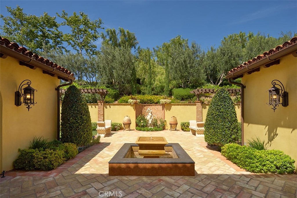 44 Copper Creek, Irvine, CA 92603
