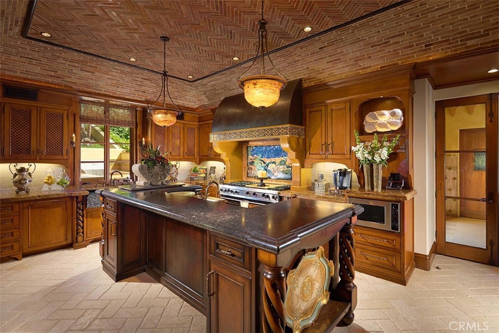 44 Copper Creek, Irvine, CA 92603
