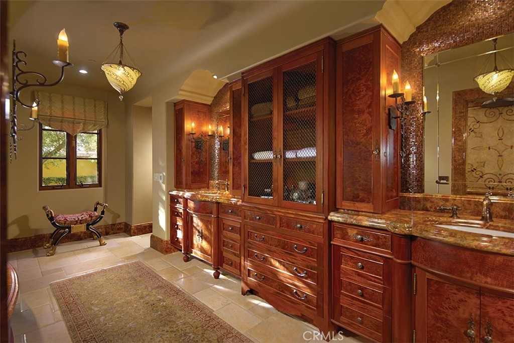 44 Copper Creek, Irvine, CA 92603