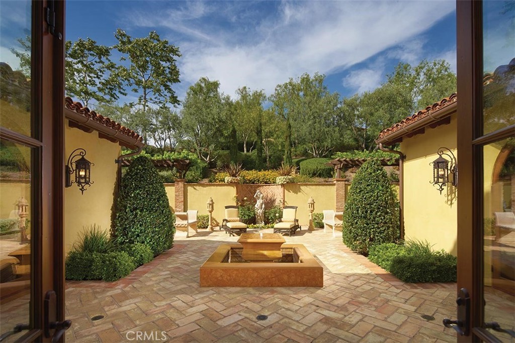 44 Copper Creek, Irvine, CA 92603