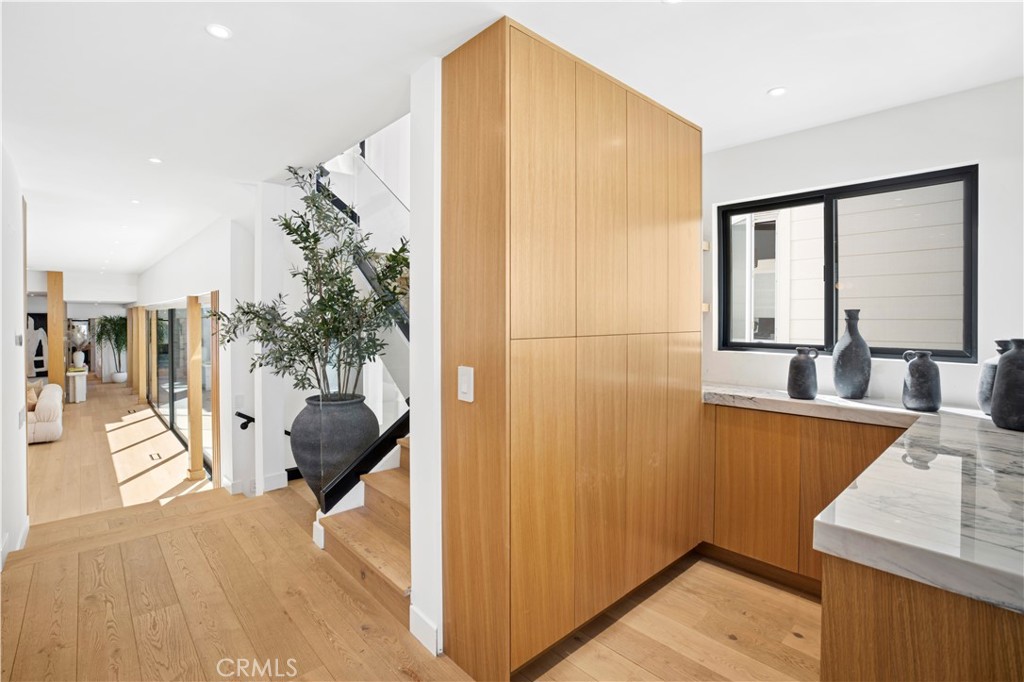 215 Goldenrod, Corona Del Mar, CA 92625