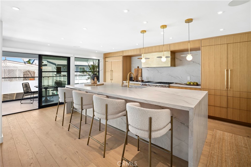215 Goldenrod, Corona Del Mar, CA 92625