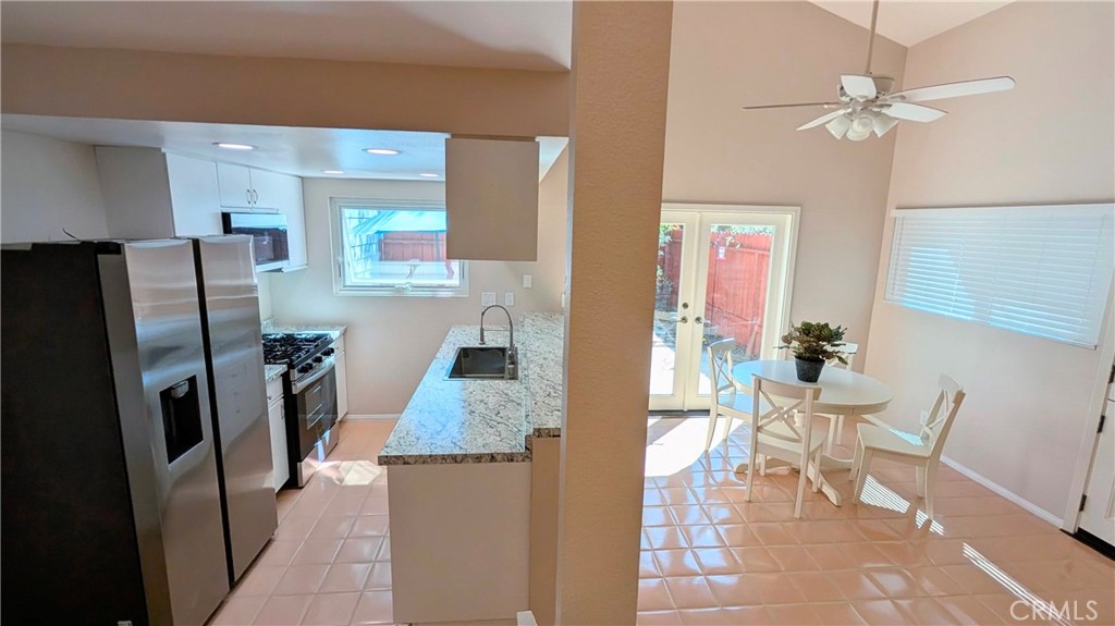 2302 Elden, Costa Mesa, CA 92627
