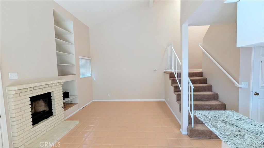 2302 Elden, Costa Mesa, CA 92627